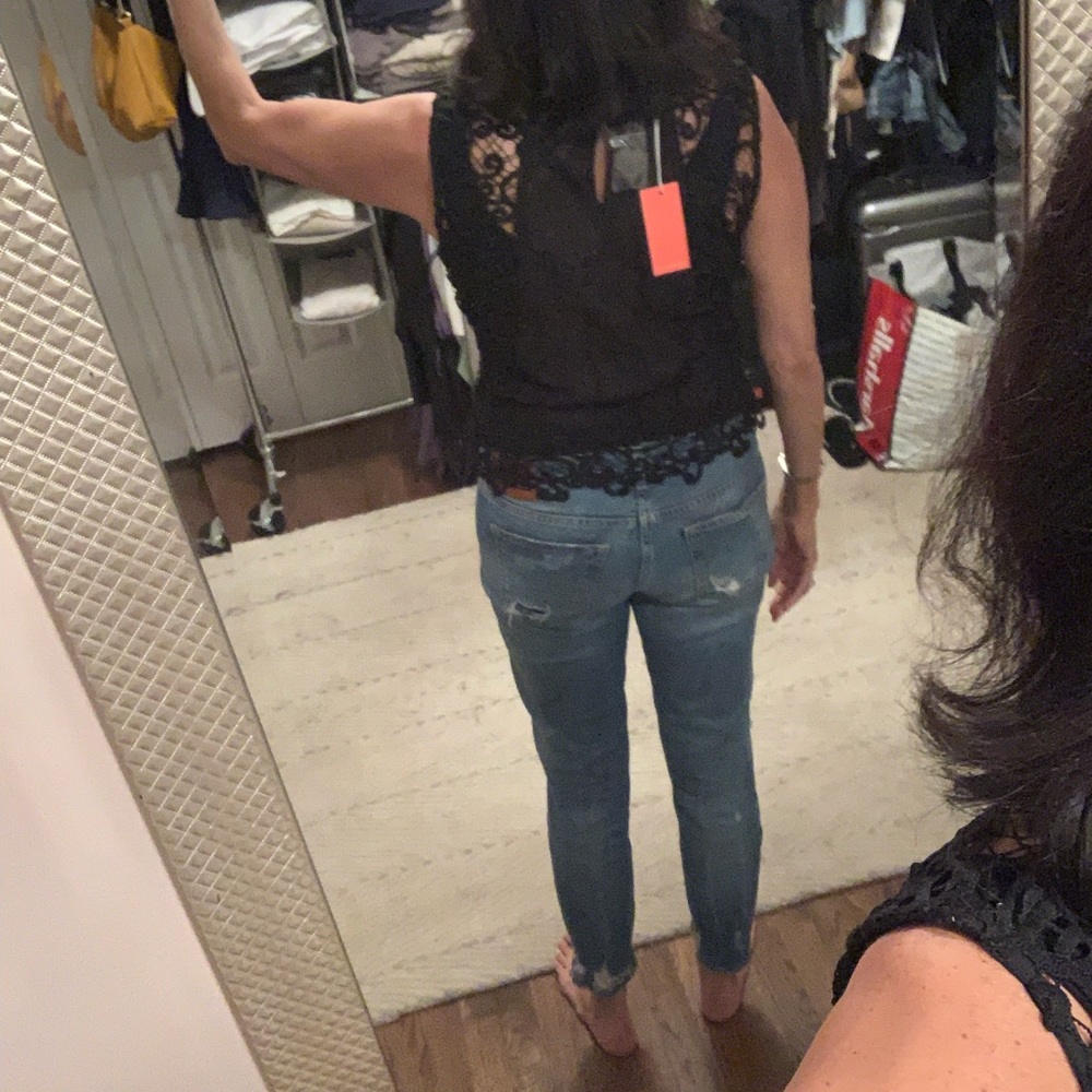 🔥Deal🔥Black lace sleeveless blouse - Picture 3 of 5
